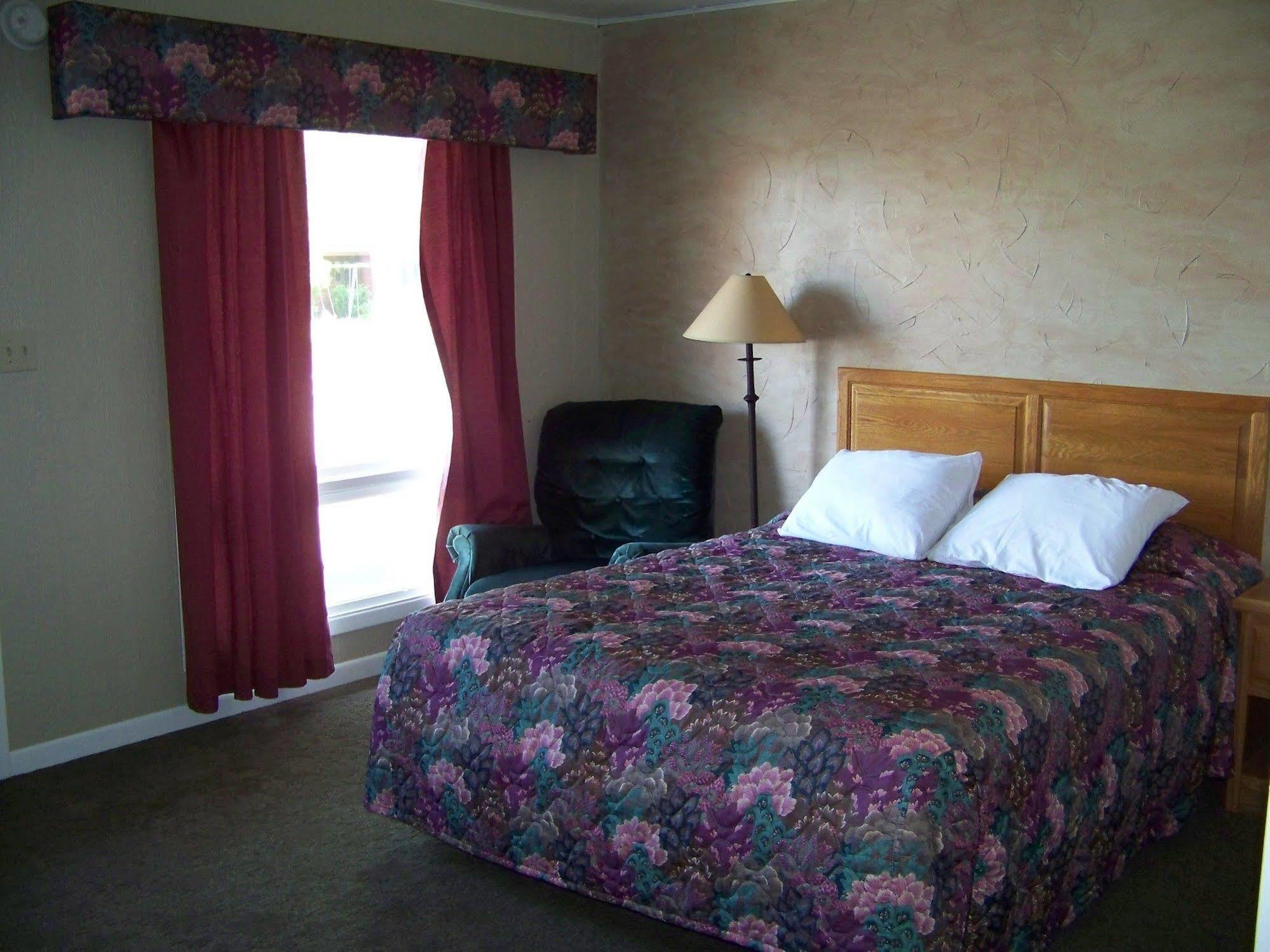 Canyon Lake Resort Rapid City Bagian luar foto